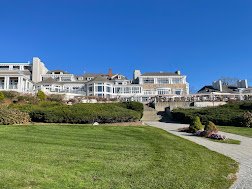 New England Vacation Destinations Water's Edge Resort & Spa